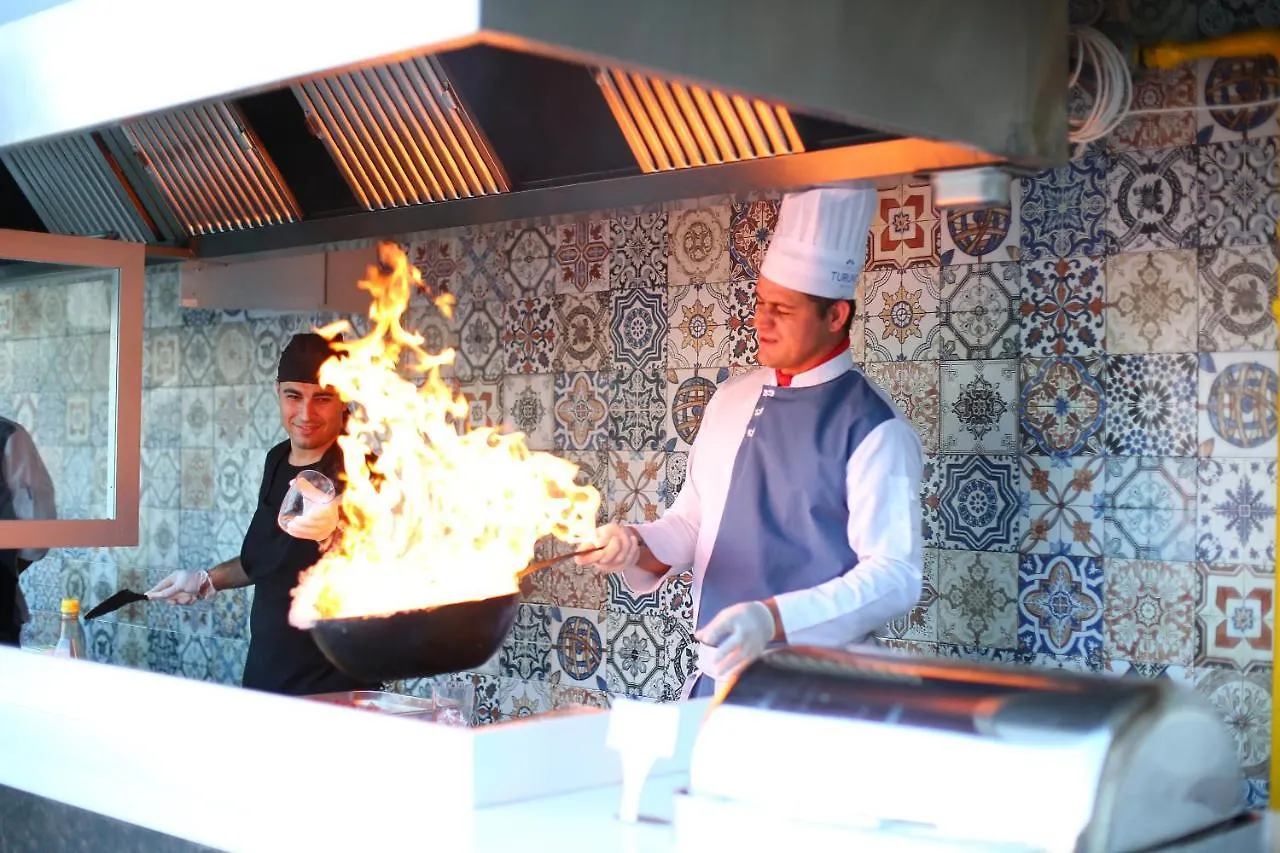 Turunc Premium Hotel