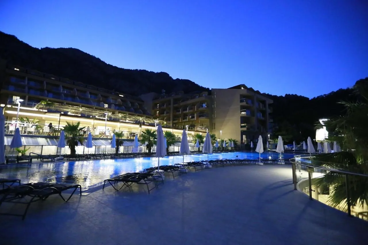 Turunc Premium Hotel